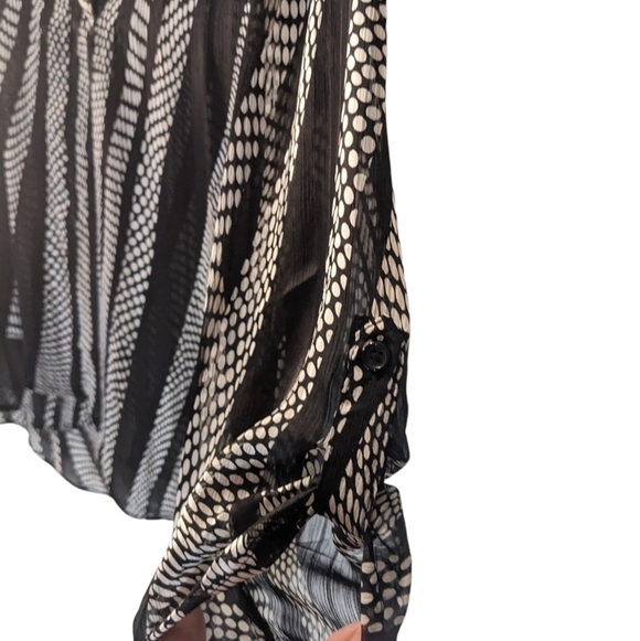 Chico's tunic, high low layered Boho front 3/4 sleeve chiffon pull over size med - Picture 5 of 9